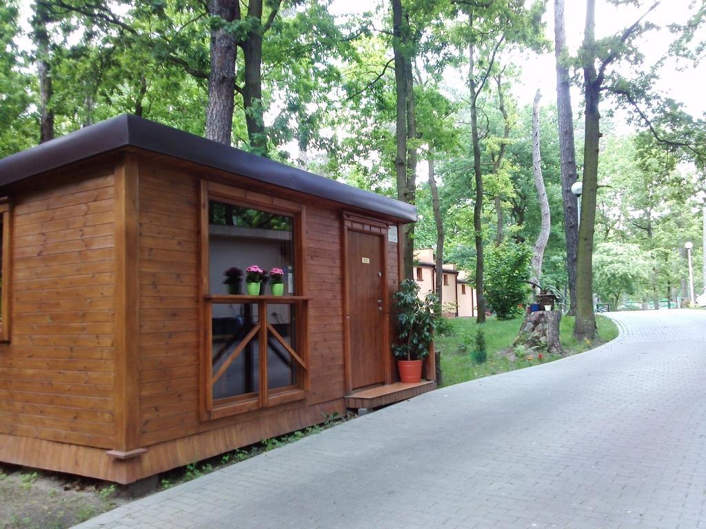 Osrodek Wypoczynkowy Forest Hotell Lublin Exteriör bild